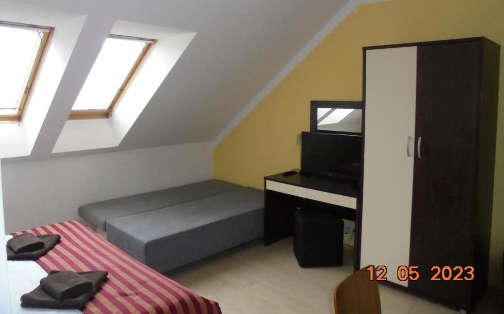 Apartman Liptov - Hotel Бешенёва Экстерьер фото